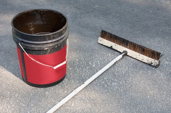 Cost of Residential Blacktop Sealing in Monument